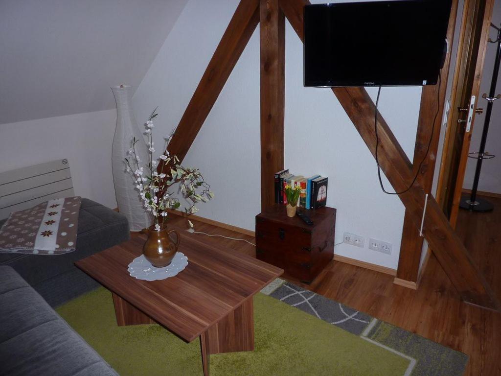 Ferienwohnungen An Den Linden Burg  Εξωτερικό φωτογραφία